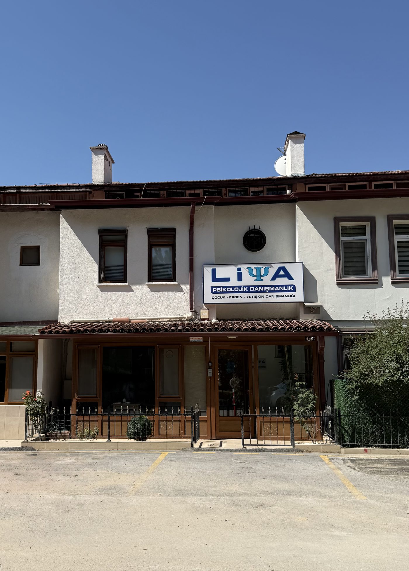 Liya Psikolojik Danışmanlık Merkezi'nin dış cephesi
